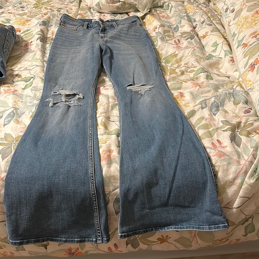 Hollister women jeans
